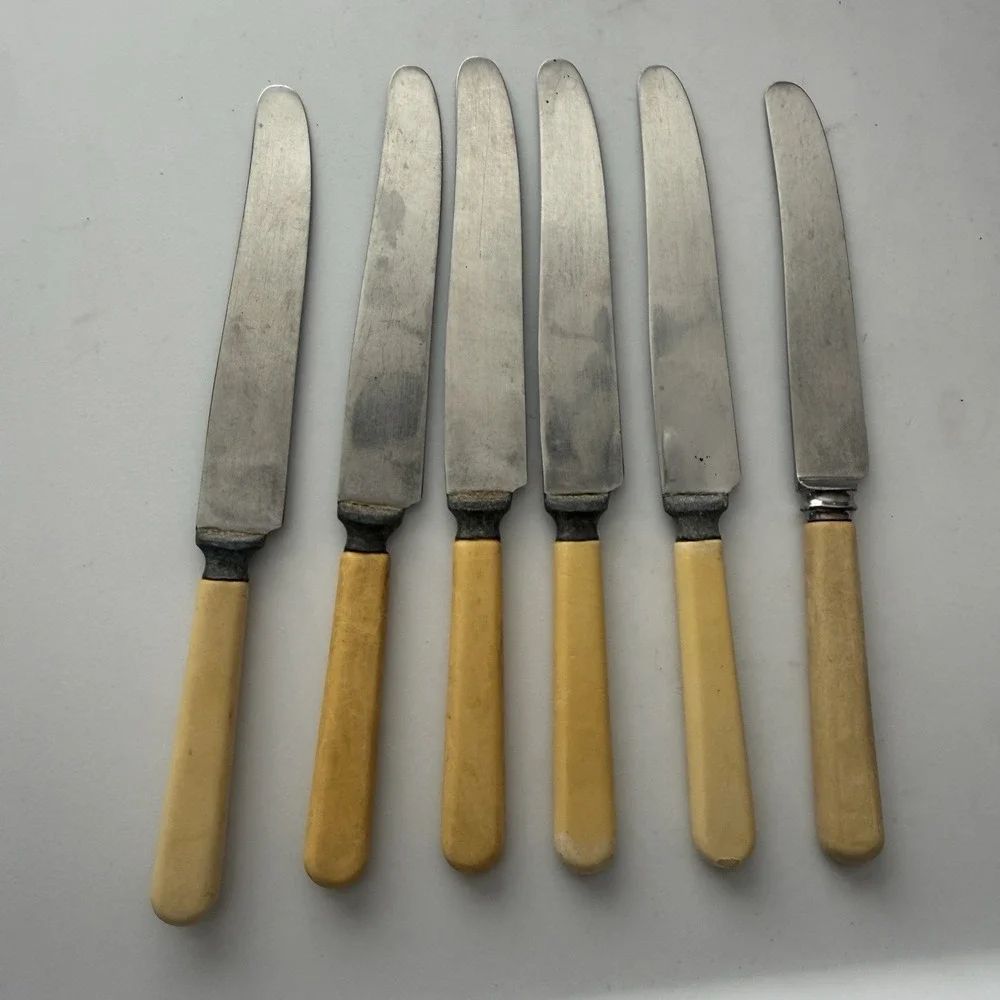 A.H. Bisby & Co. Ltd Set of 6 Sheffield Knives England Stainless